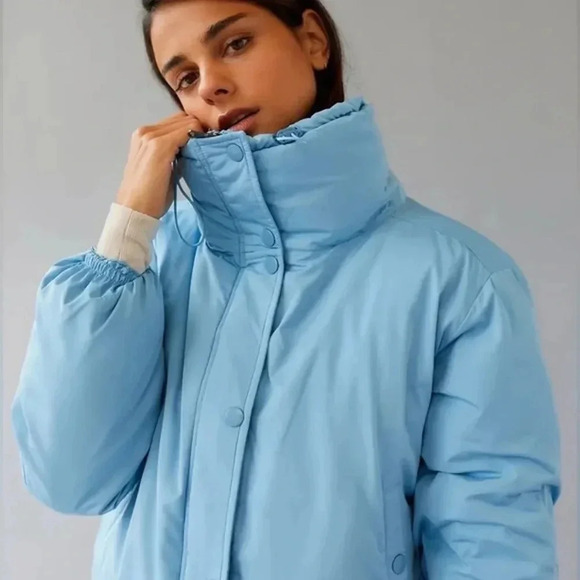 URBAN OUTFITTERS BDG Isla Lightweight Funnel Neck Puffer Jacket - Picture 1 of 9